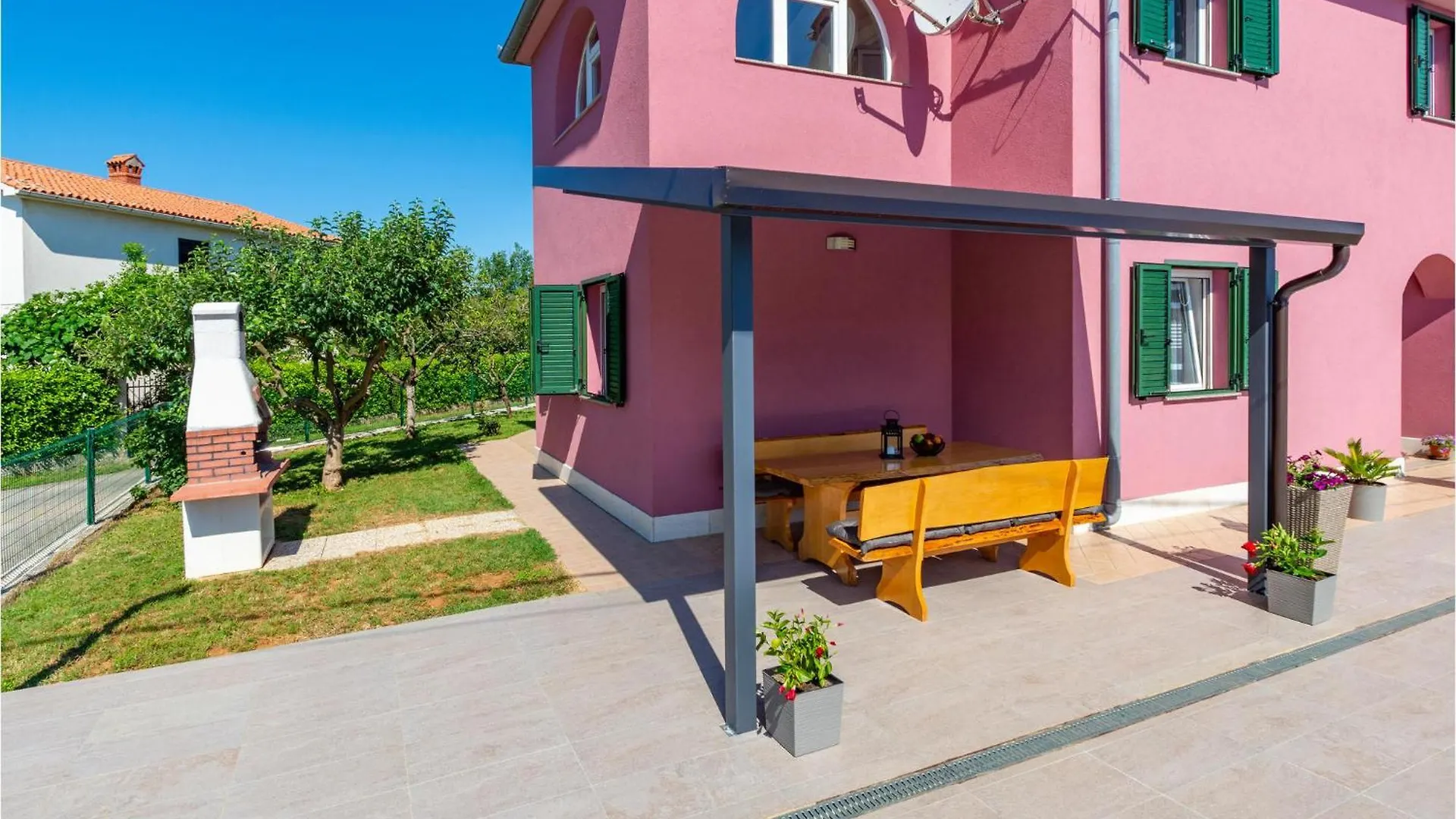 5 Bedroom Stunning Home In Labin Raša Nyaraló